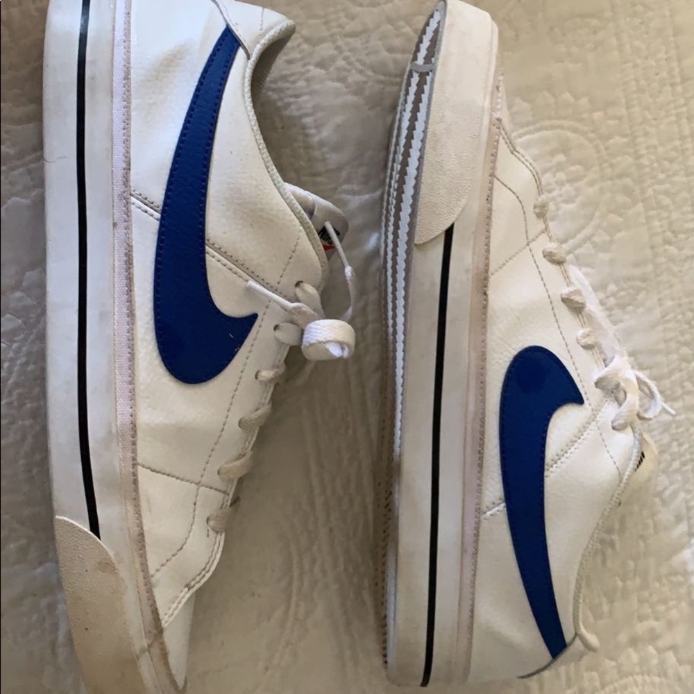 Nike shoes